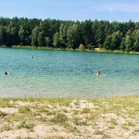 Kaminsko, Puszcza Zielonka, Dom Nad Jeziorem شقة *