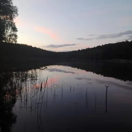 Kaminsko, Puszcza Zielonka, Dom Nad Jeziorem * Kamińsko