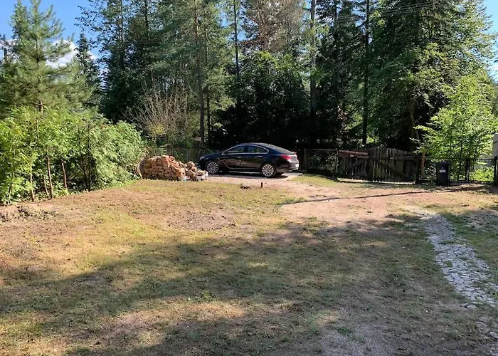 Kaminsko, Puszcza Zielonka, Dom Nad Jeziorem Kaminsko